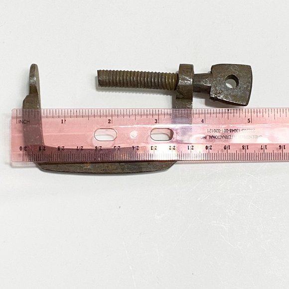 Vintage Metal Vise Clamp - Picture 3 of 5